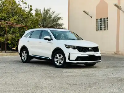 كيا سرونتو. 2021 دبل 5