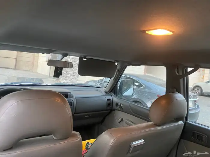 نيسان صالون أربع بييان حكومي سابقا ممشا 75 فقط 7