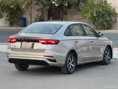 جيلي ام جراند 7 2023 4