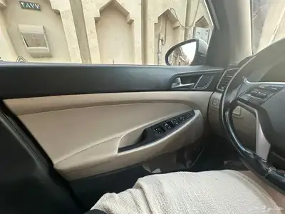 توسان 2016 سقف بانوراما ممشى قليل 13