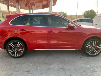 جيب بورش كيان S 12