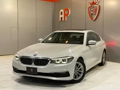 بي ام دبليو 520i 2020 بحالة نظيفه جدا 1