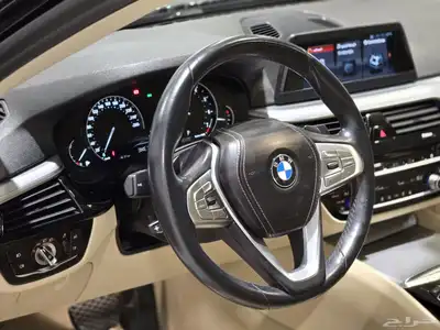 بي ام دبليو 520i موديل 2020 بحاله ممتازه 16