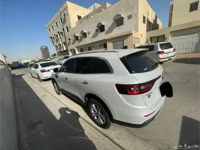 رينو كوليوس 2025 الون ابيض للبيع 2