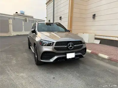 مرسيدس GLE 350 كت AMG نايت بكج بلاك ايدشن 4