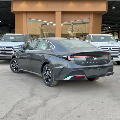 سوناتا بيسك 8