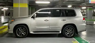 جيب لكزس 570 DD وارد البريم 2015 0