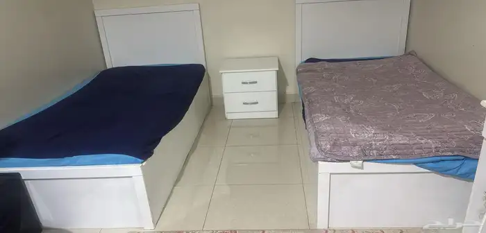 عدد 2سرير نفر واحد شبه جديد 0