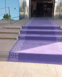 دمية افتتاح 1