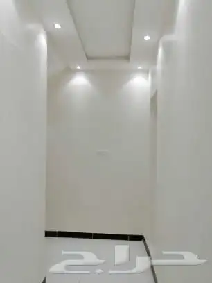 فله دوبلكس دورين و ملحق للبيع 25