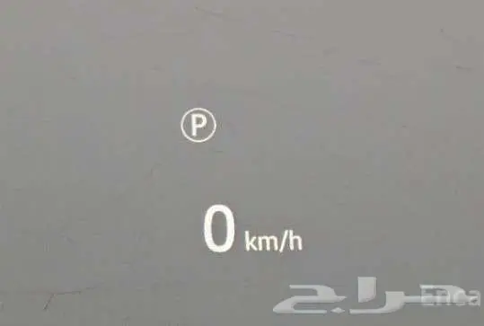 لاند روفر P250 Dynamic SE أيفوك 9