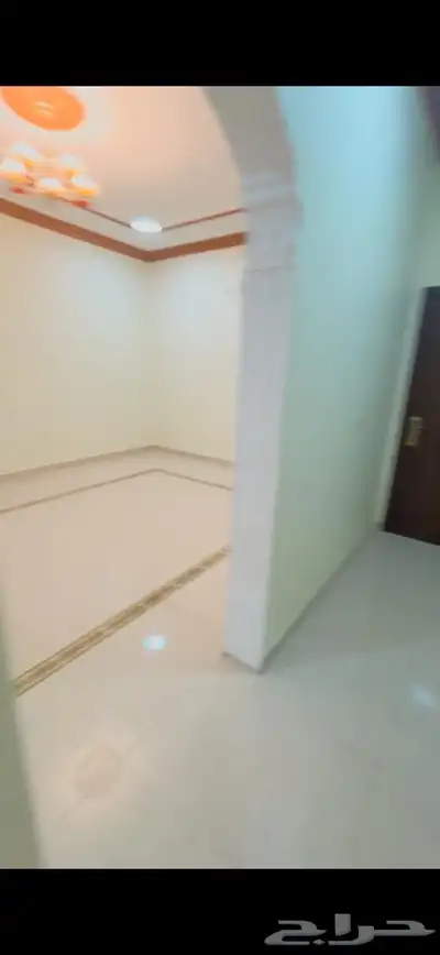 شقه للايجار حي الضاحيه 2