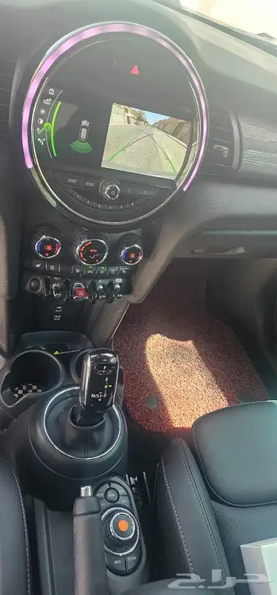 ميني كوبر 5