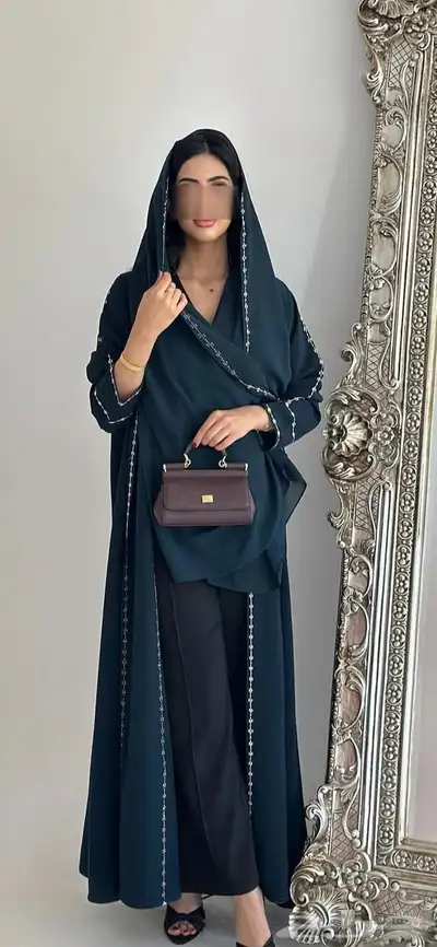 عبايه جديده للبيع بشحنها لاي مدينه 0