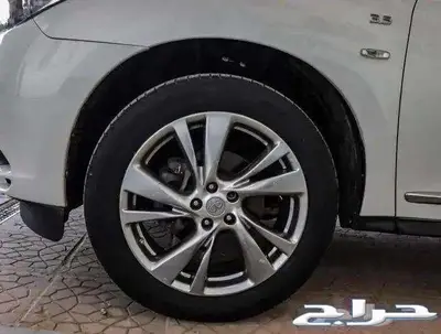 انفنتي QX60 موديل 2014 3