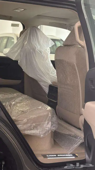 لاندكروزر GXRL3 رصاصي عبداللطيف جميل 6