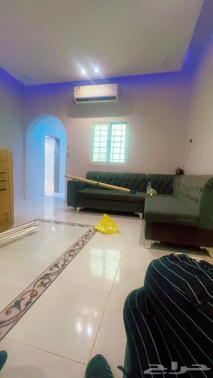 سكن لعائلتين متبرع فيه للعوائل المحتاجه 0