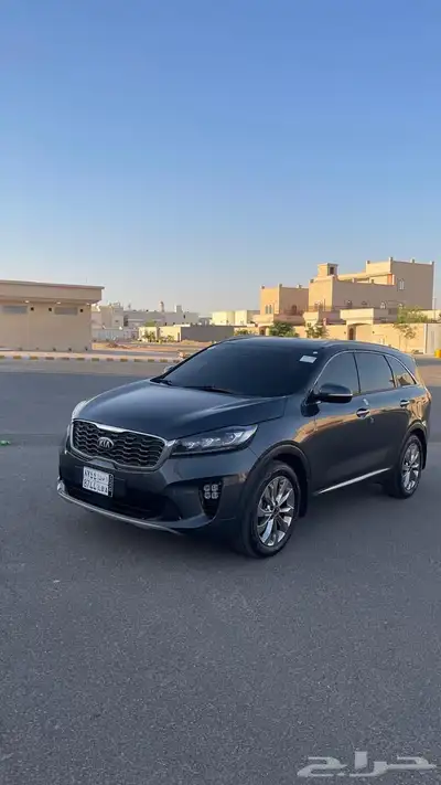 سورنتو 2020 بطاقه جمركيه 5 مقاعد بدي بلد 0