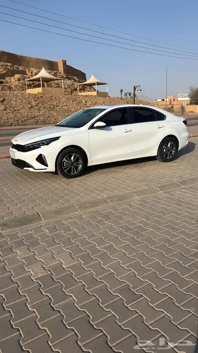 سيراتو k3موديل2024 الموتر كمرا خلفيه 4