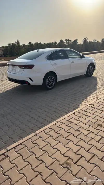 سيراتو k3موديل2024 الموتر كمرا خلفيه 1