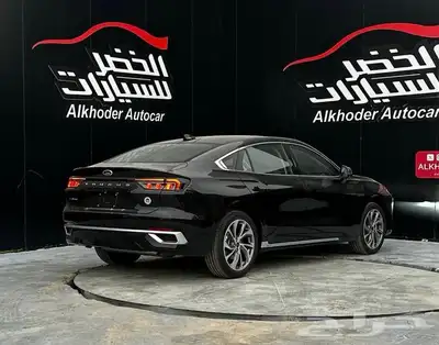 فورد تورس تيتانيوم 2025 لدى شركة عبدالمجيد الخضر 4