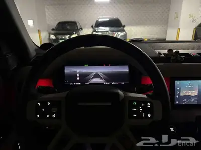 لاند روفر ديفندر 2023 110 X-Dynamic SE 10