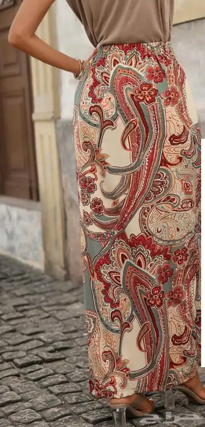 Fashion cloth. Size S-M. Medium. Can be sale by pcs or al 8