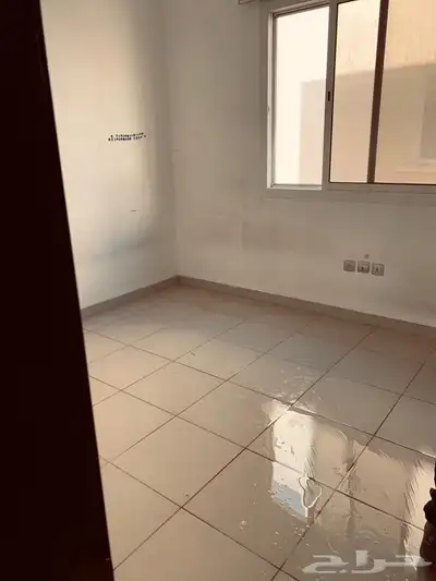 فيلا متصله للبيع حي مرجانه 7