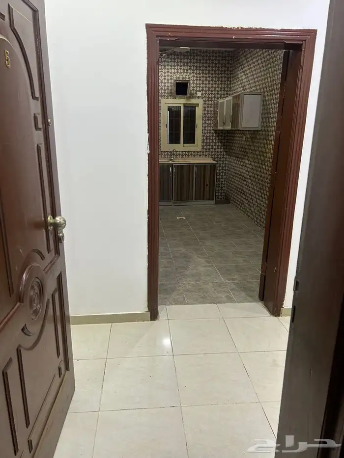 شقه للايجار في جدة حي الخمره 6