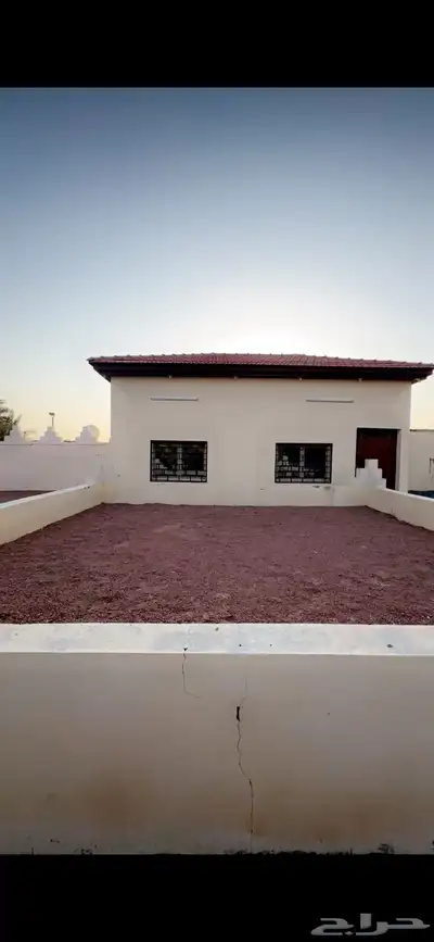 للبيع استراحه بالهرير صك زراعي مستقل 7
