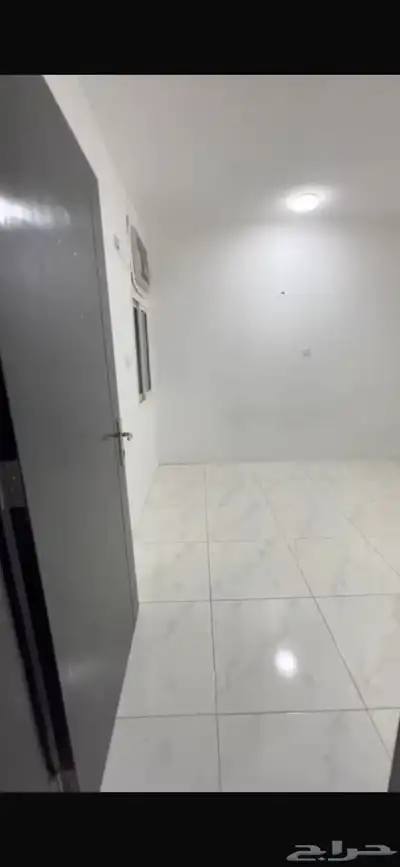 شقق عزاب للايجار 4
