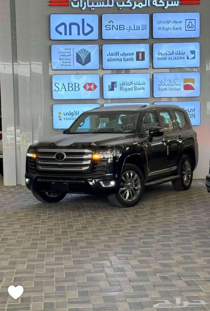 تويوتا لاند كروزر GXR L4 كاميرات اسود سعودي 2025 - 339000 0