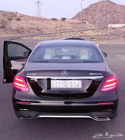 2017 مرسيدس E220d ديزل 8