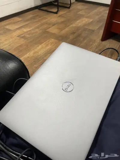 لاب توب dell . 1