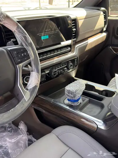 سلفرداو تريل بوس Z71 غمارة 2025 سعودي كاش وتمويل 9