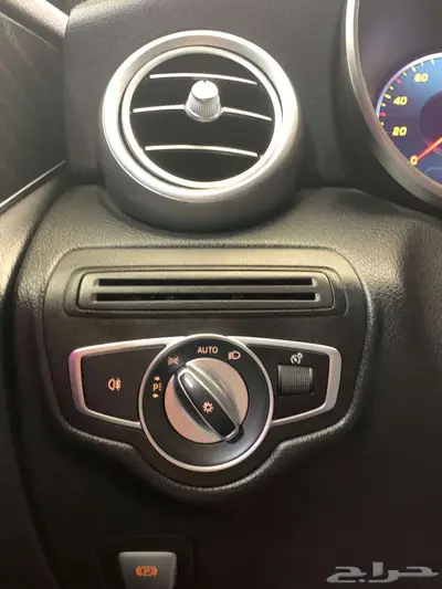 مرسيدس 2020 300GLC 16