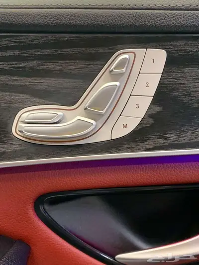 مرسيدس 2020 300GLC 24