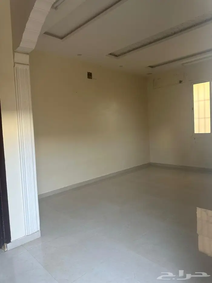 للايجار فيلا درج داخلي في حي الجنادرية   عرض رقم H1176 3