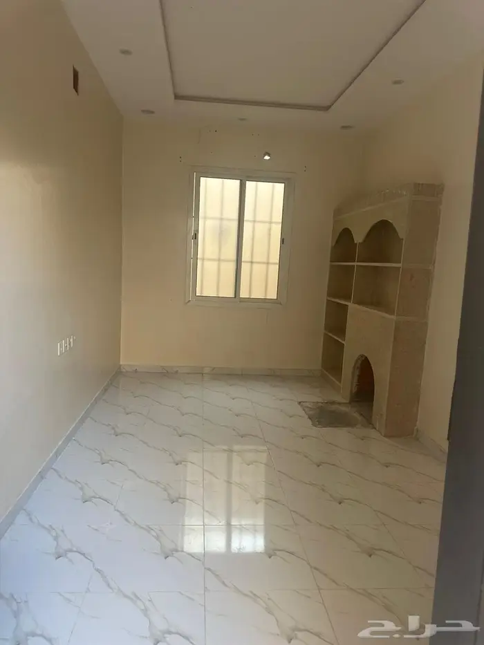 للايجار فيلا درج داخلي في حي الجنادرية   عرض رقم H1176 2