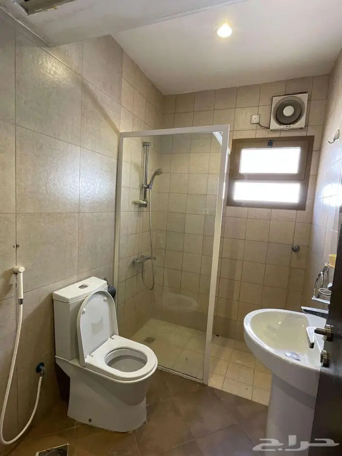 فيلا للايجار 11