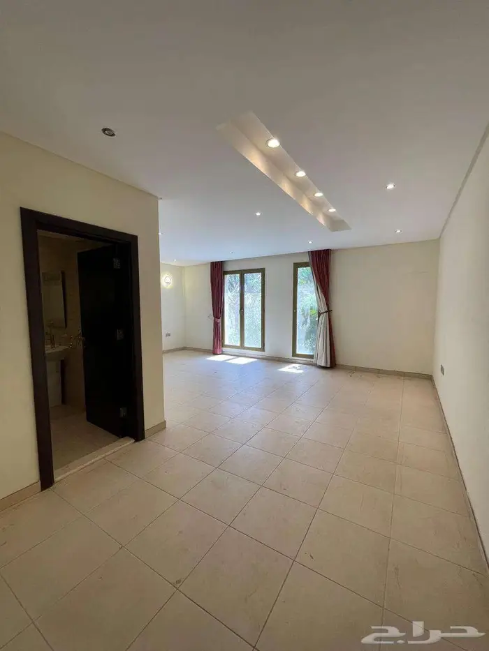 فيلا للايجار 16