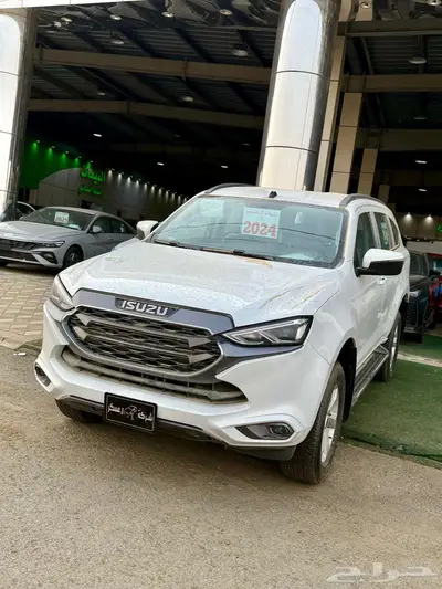 ايسوزو ام يو اكس MUX نص فل دبل 2024 5
