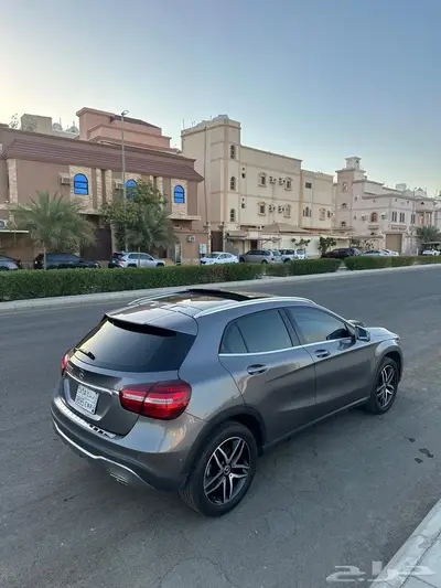 مرسيدس 2019 GLa 3