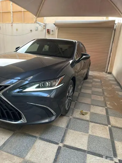 لكزس ES300 هايبرد 5