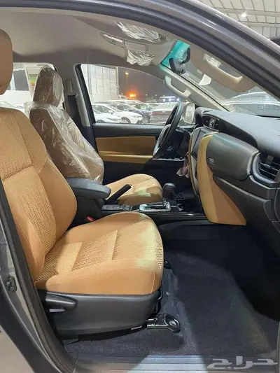فورتشنر GX2 2400 ديزل 2025 10