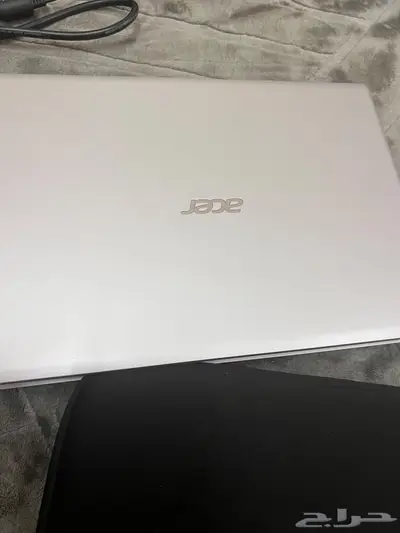للبيع لاب توب acer 1
