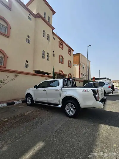 ايسوزو ديماكس LS2021 1