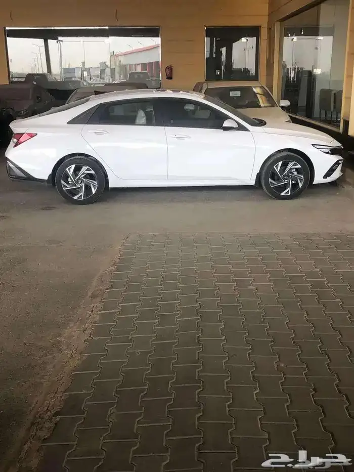 هيونداي النترا كمفورت صيني فل كامل ابيض 2025 3
