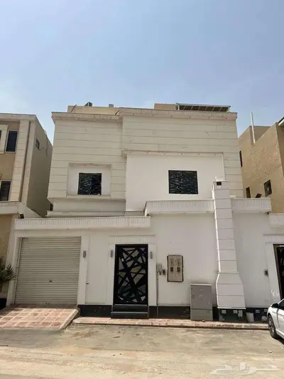 فيلا مؤثثة للإيجار  الرمال التعمير 0