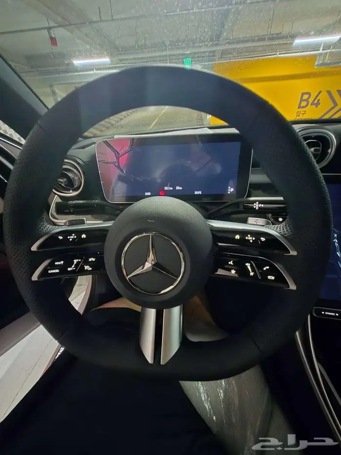 مرسيدس C200 2025 Kit AMG اصفار 43